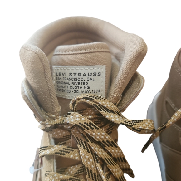 LEVI'S STRAUSS SAN FRANCISCO. ORIGINAL RIVETED QUALITY CLOTHING SNEAKER SIZE 8.5 - Picture 11 of 13